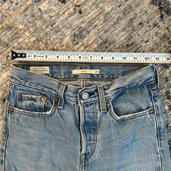 Levi’s Wedgie Jean - Picture 4 of 4